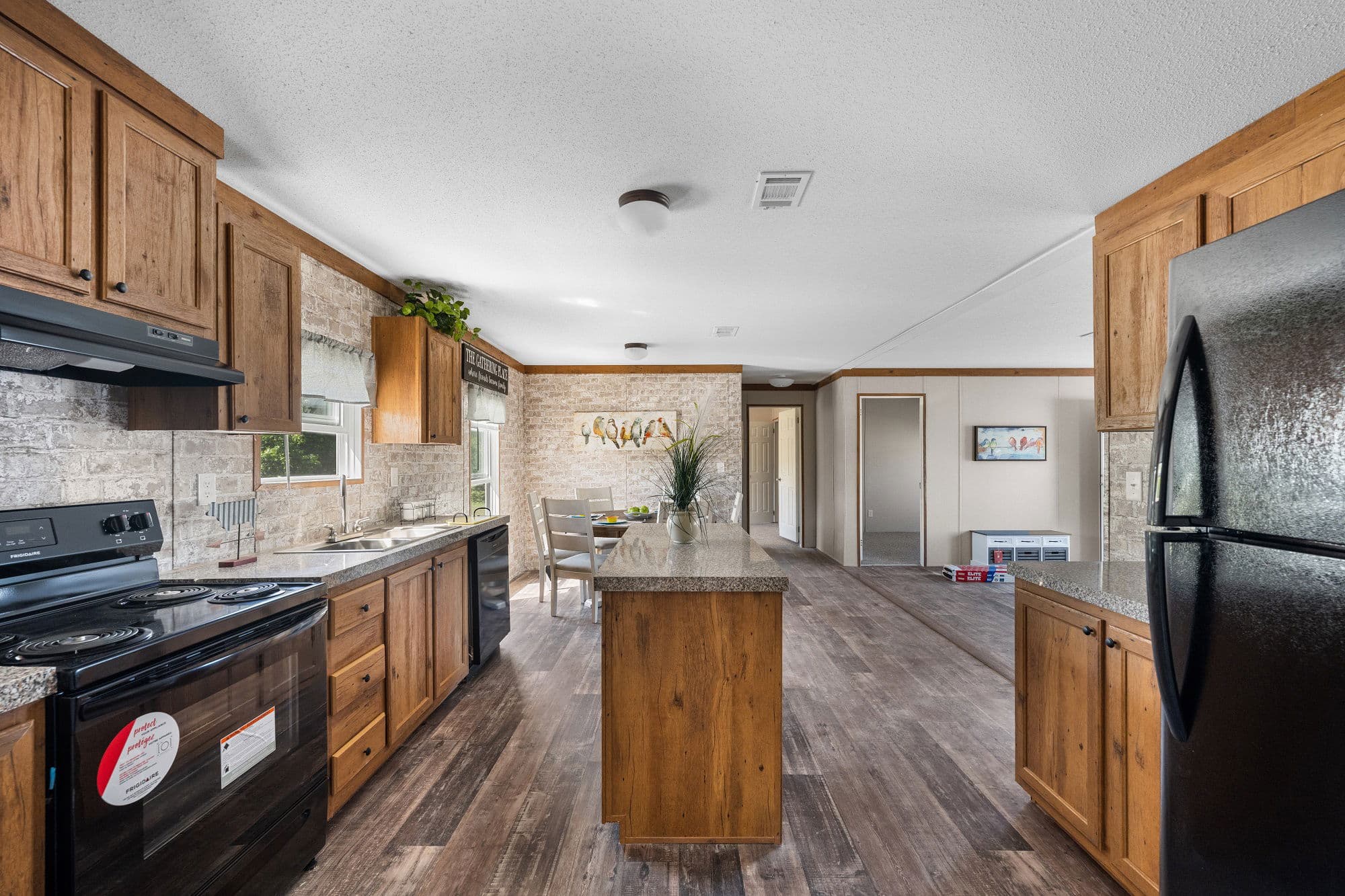 Sprinter kitchen and hero home features