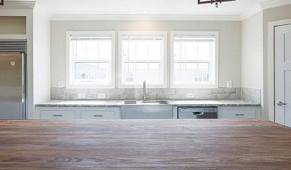 Freedom 3276518 kitchen home features