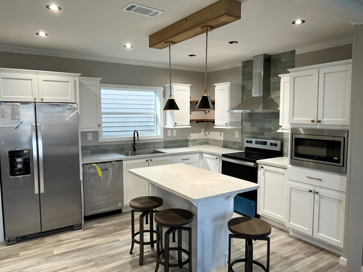 Hayden 24442a kitchen home features