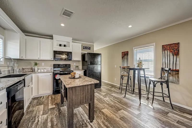 Legend 1660390 kitchen home features