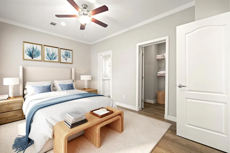 Champion community 2444437 bedroom home features