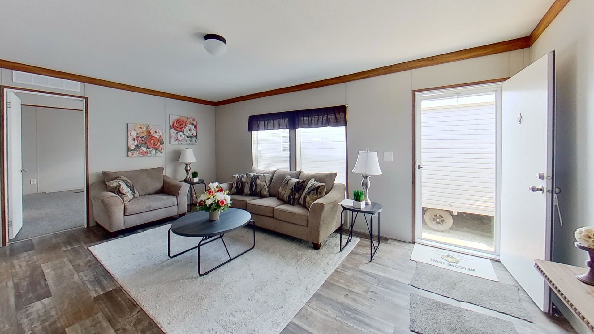 Gunner interior home features