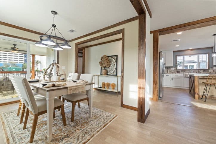 Goose 28643a interior home features