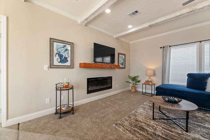 Timberview 32663e interior home features