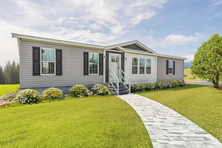 Camron 28563f hero, elevation, and exterior home features