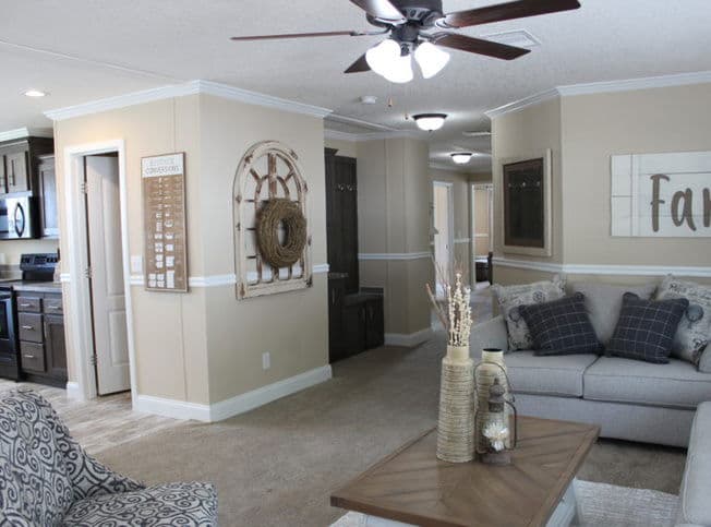 Rafael 32764j interior home features