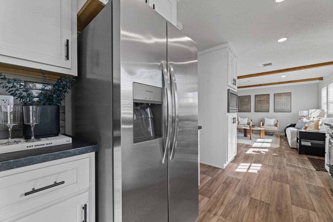 Helix 16763n kitchen home features