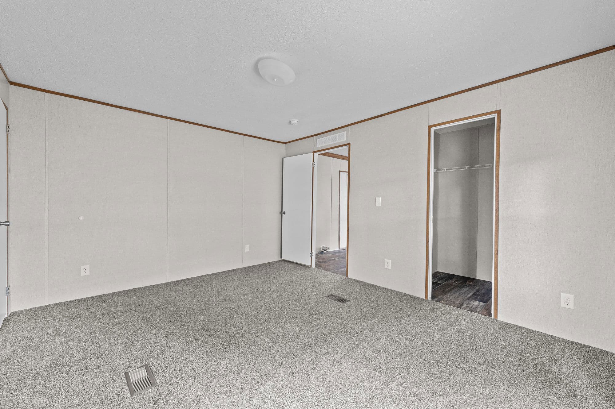 Dash 2 bedroom home features