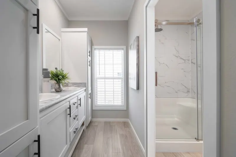 Icon 1676516 bathroom home features