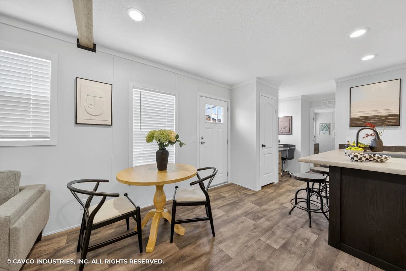 Grady 16722a interior home features