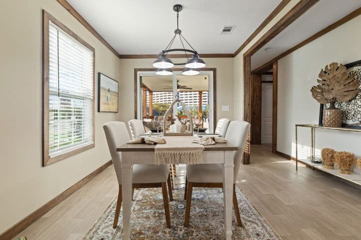 Goose 28643a interior home features