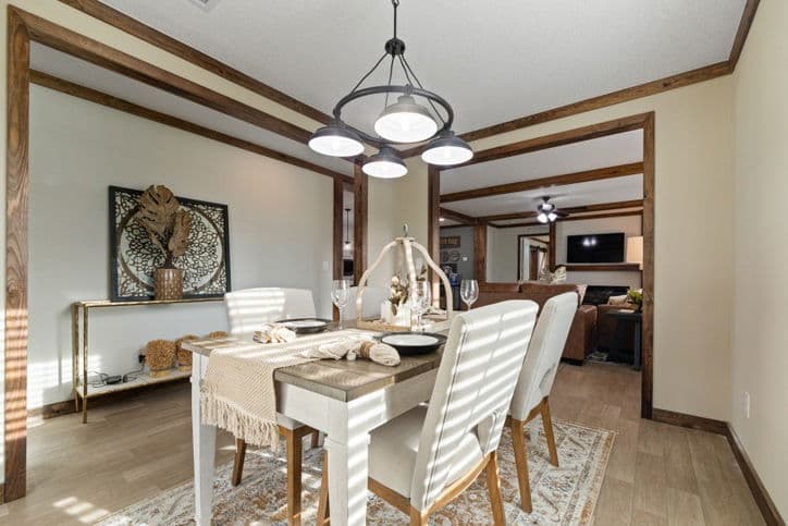 Goose 28643a interior home features