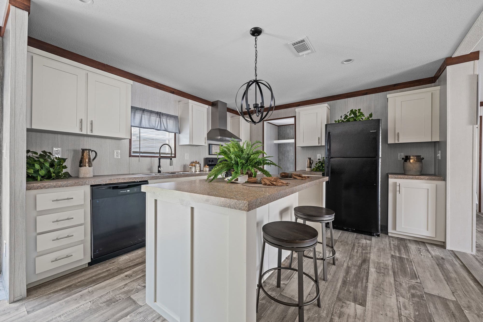 Nitro kitchen home features