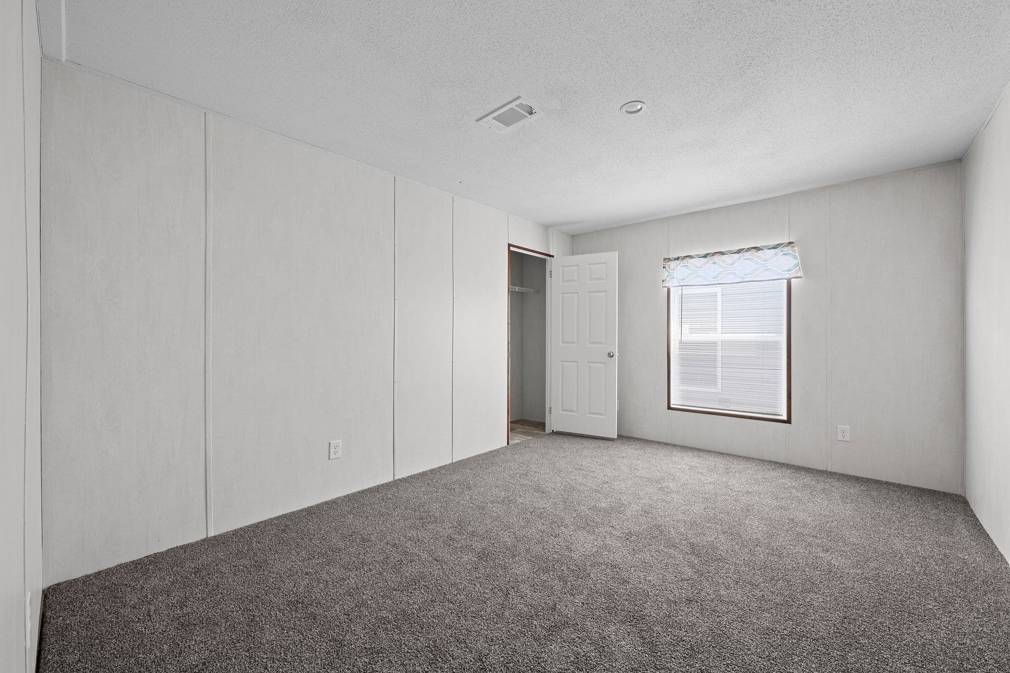 5k bedroom home features