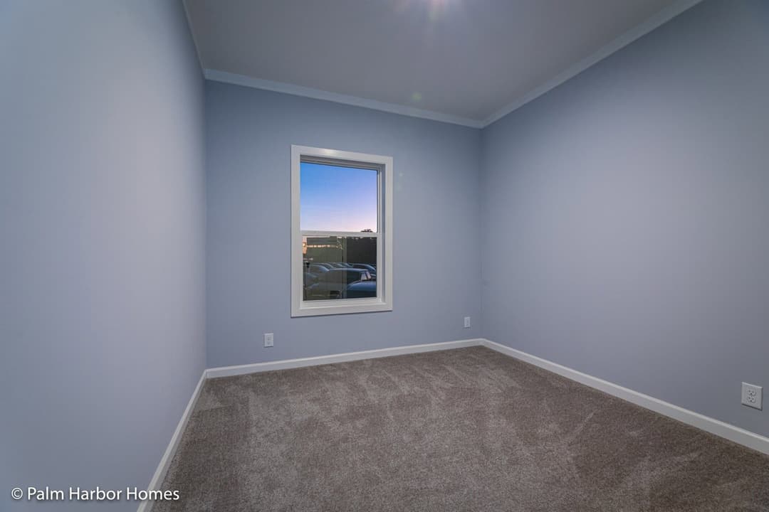 Jenkins 28522a bedroom home features