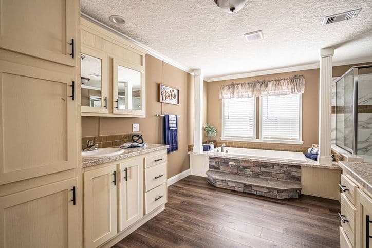 Boho 32764n bathroom home features