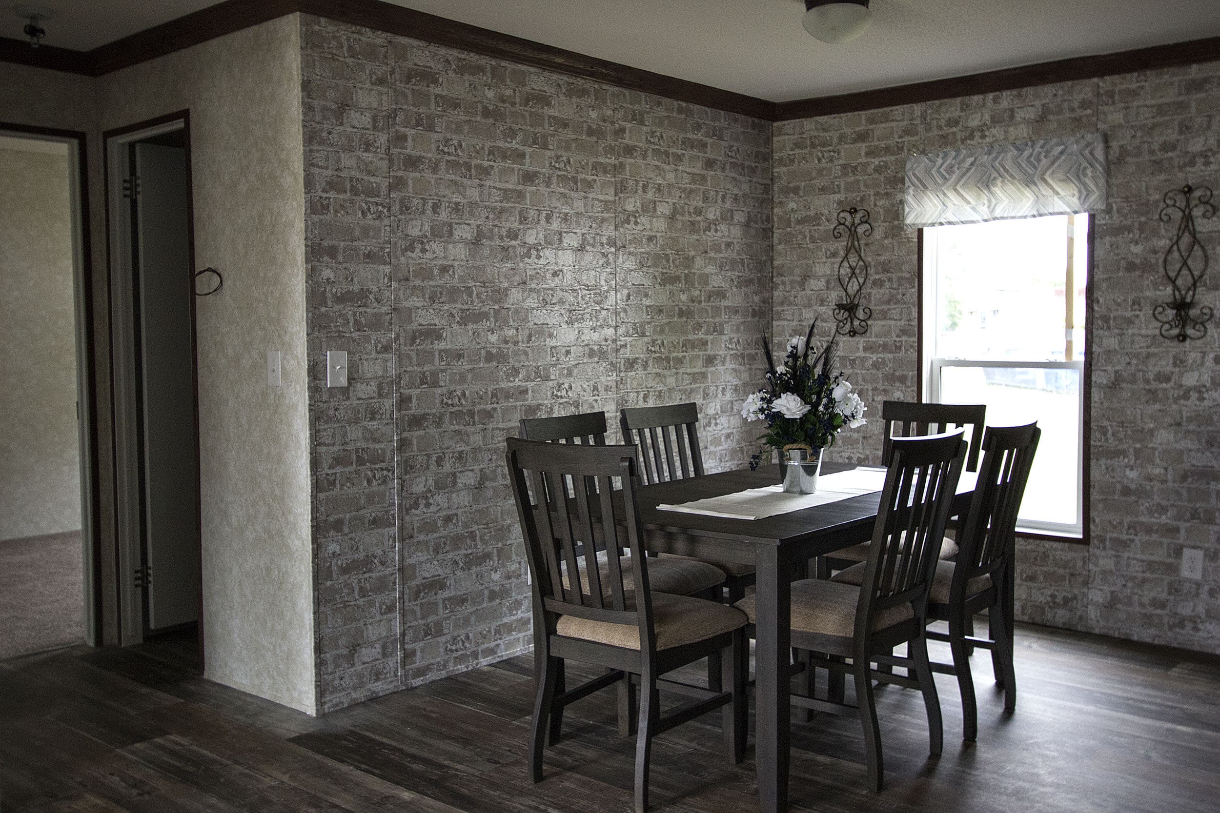 Jet interior home features