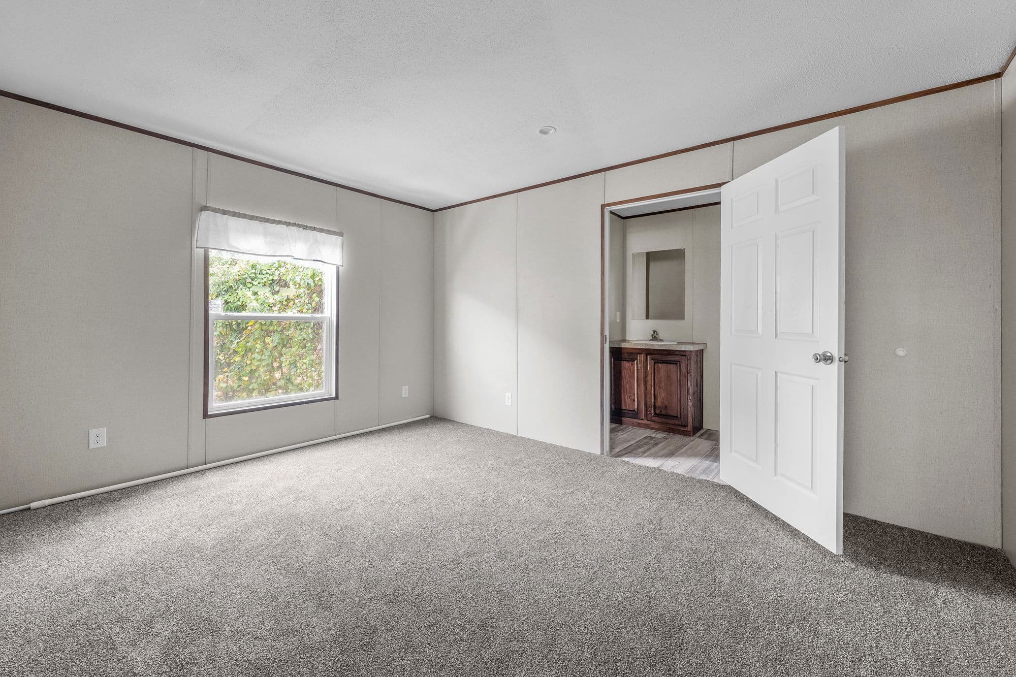 Vin diesel bedroom home features