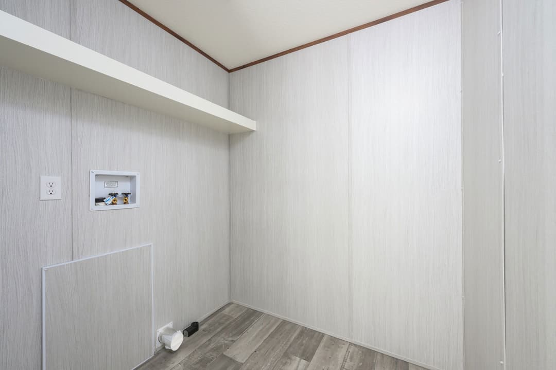 Blitz interior home features