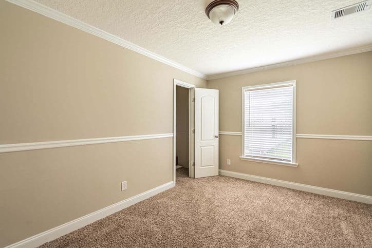 Boho 32764n bedroom home features