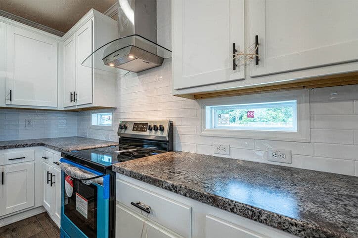 St. augustine 28482a kitchen home features