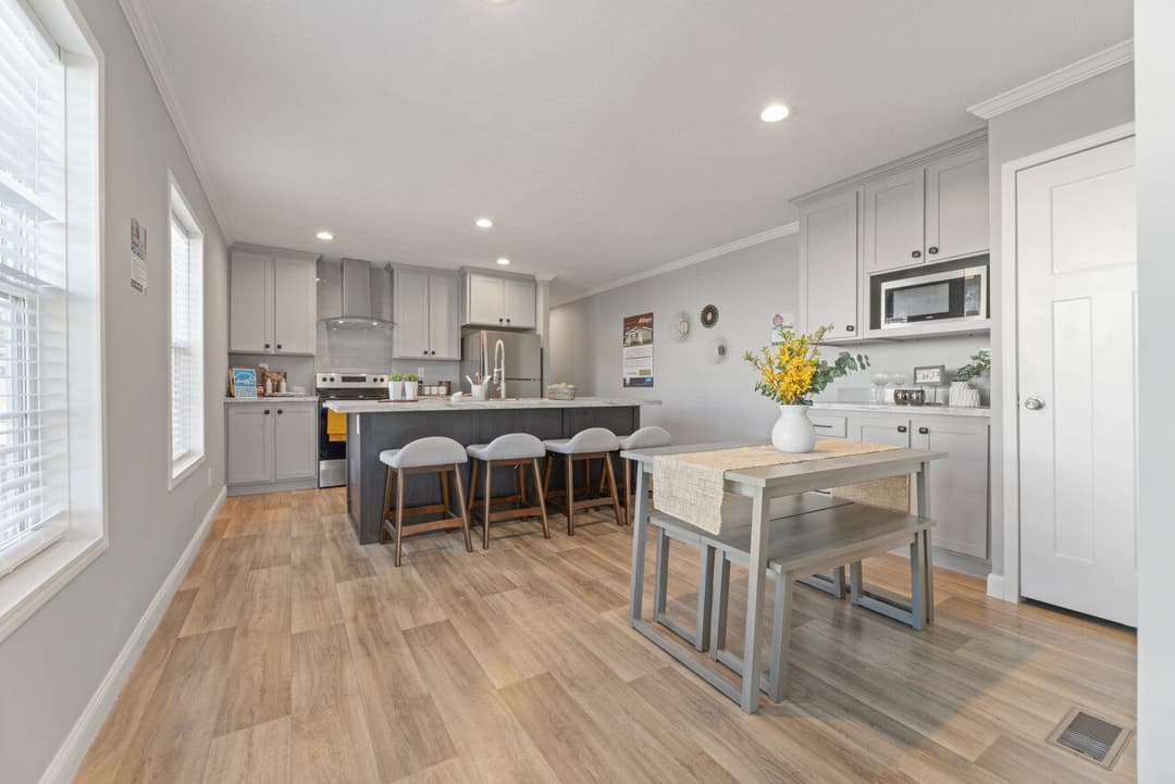 Roanoke duplex kitchen home features