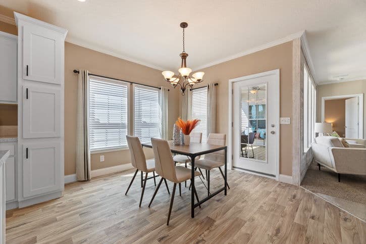 Timberview 32663e interior home features