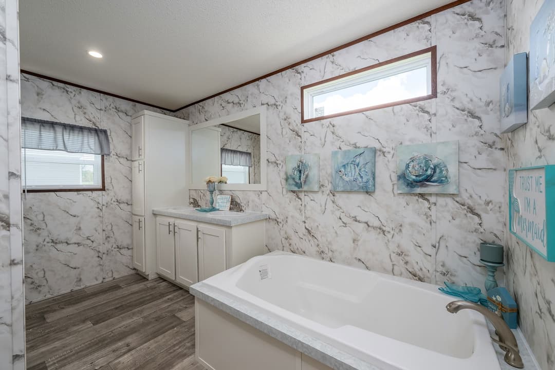 Madison bathroom home features