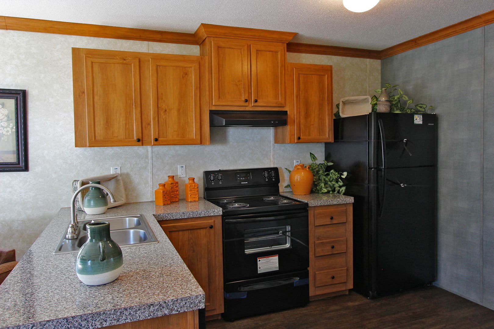 Lightning kitchen home features