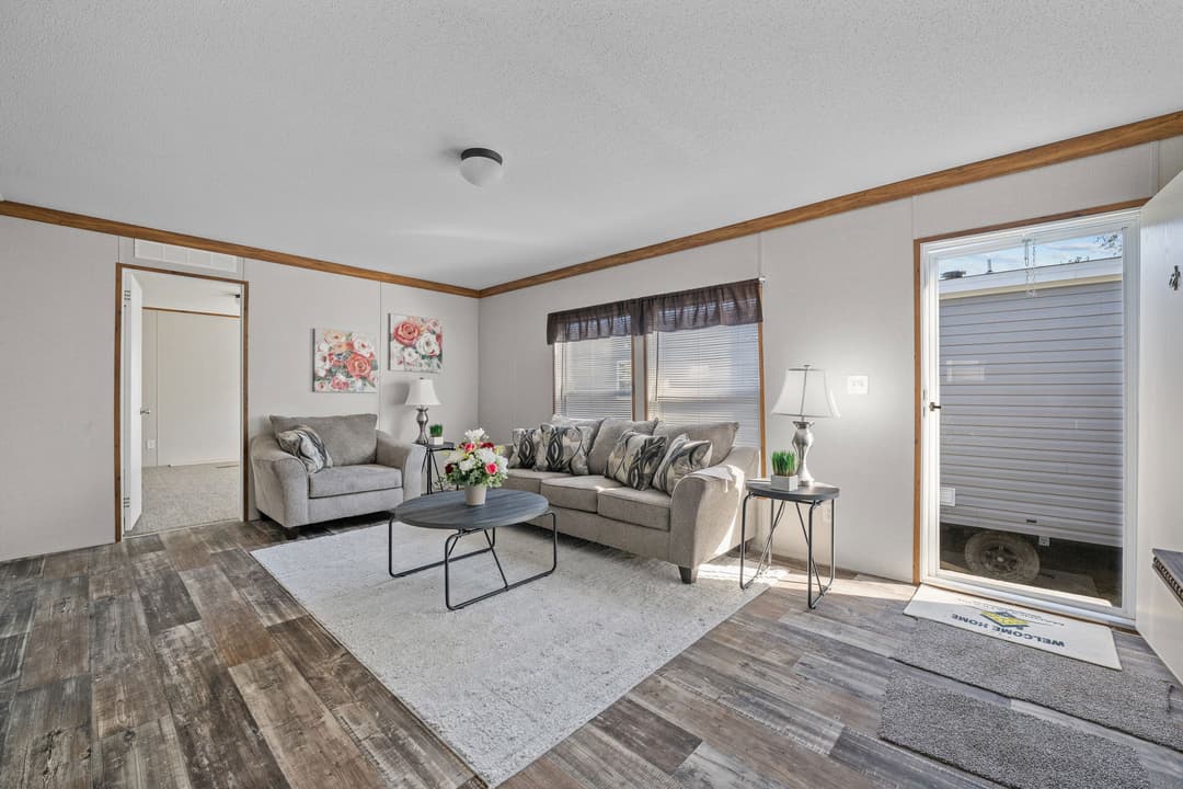 Gunner interior home features