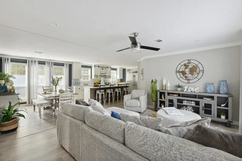 Liberty 2860459 interior home features