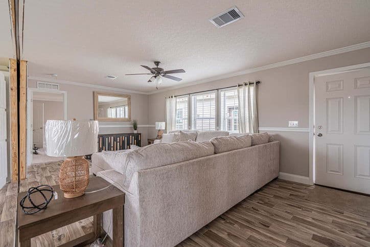 Kimbrel 28764a interior home features