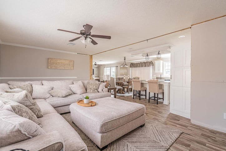 Kimbrel 28764a interior home features