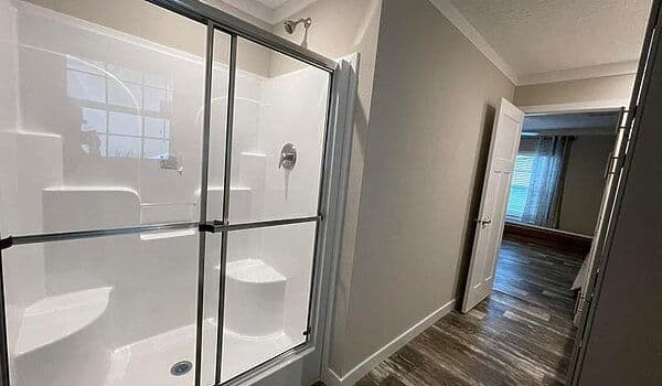 Champion community 2844444 bathroom home features