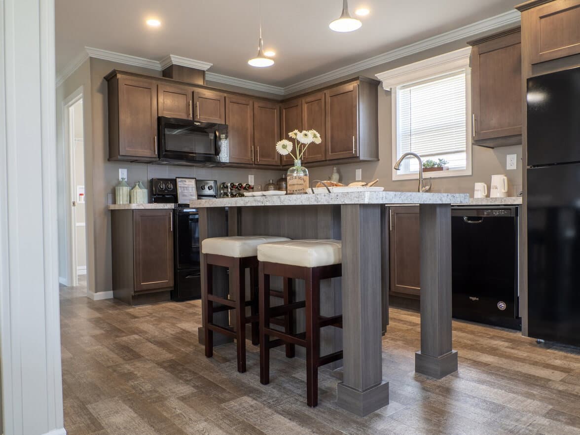Avon park 24482e kitchen home features
