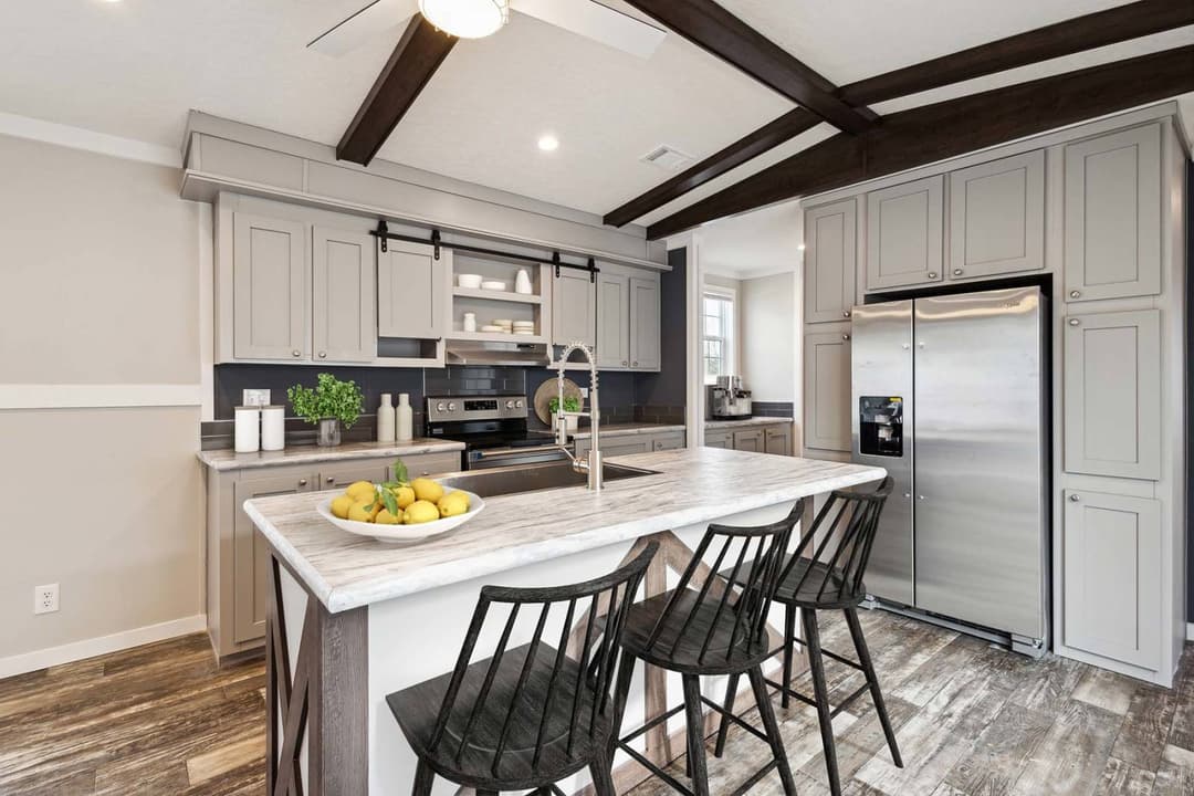 The murphy hero and kitchen home features